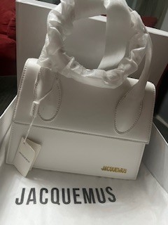 jacquemus-bag-big-2